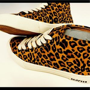 COPY - Seavees Womens mid-rise leopard print sneaker. Size 6.5